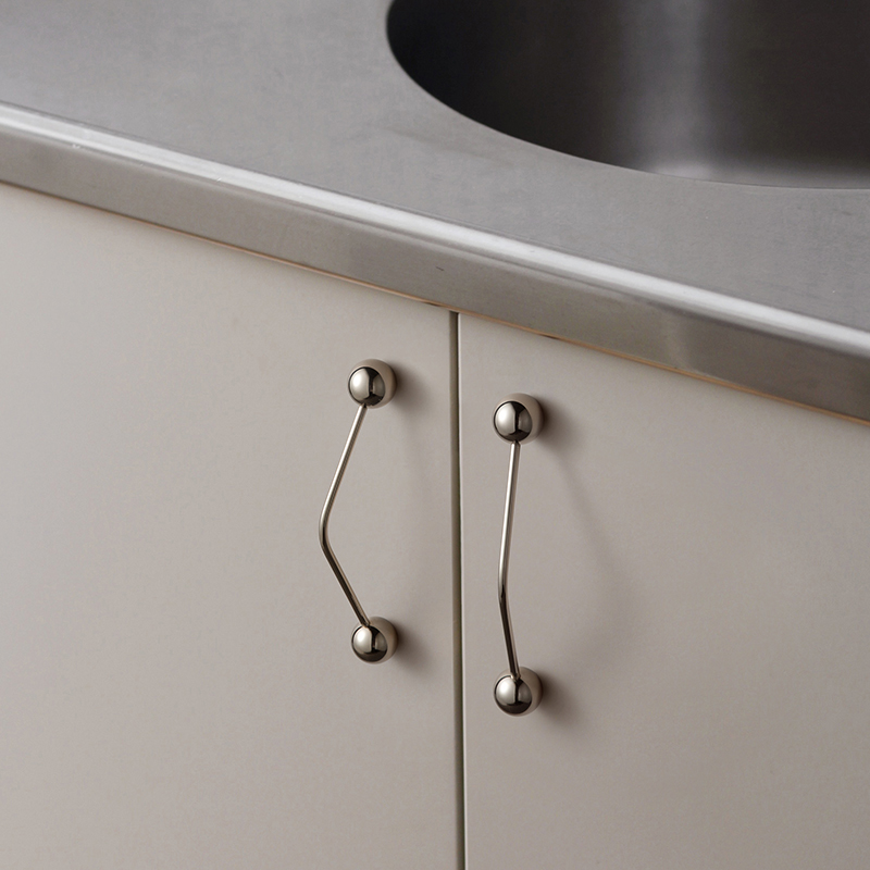 Goo-Ki Solid Brass Unique Desi - Unique Furniture Hardware 评论和价格