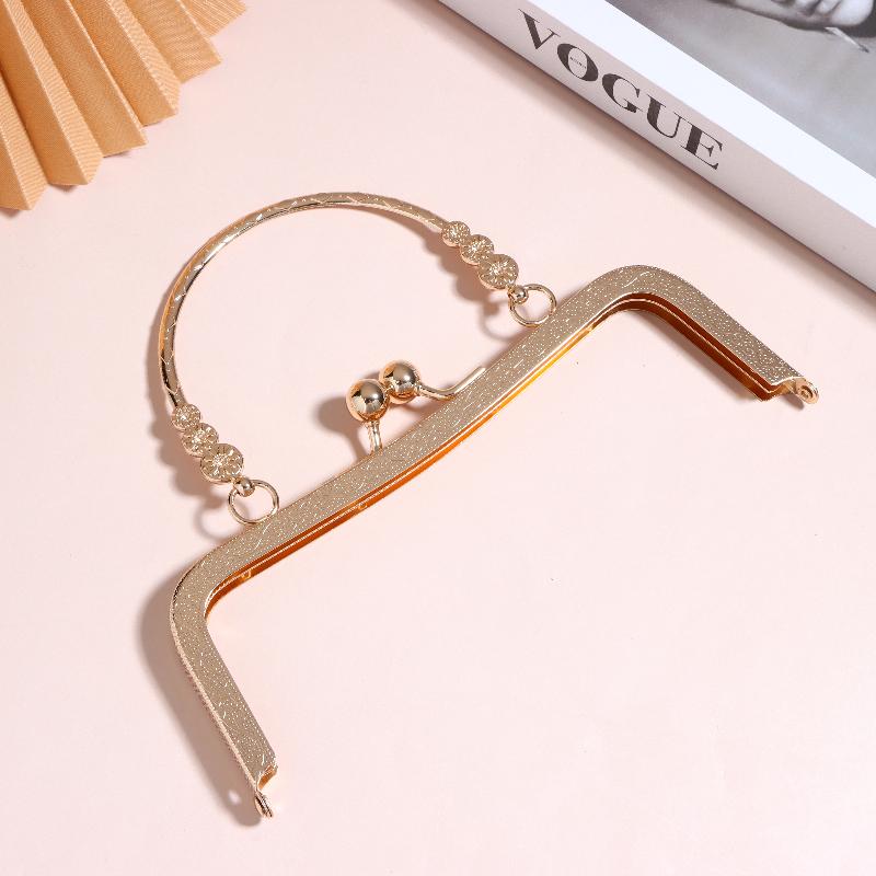 NewMetal Purse Frame With Curv - Furniture Hardware Supply 评论和价格